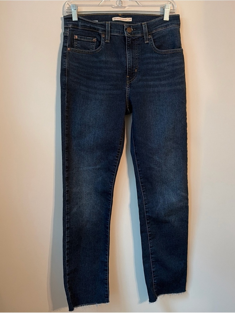 Levis 724 High Rise Straight Jeans Blue Denim Size 29 dark Wash Womens